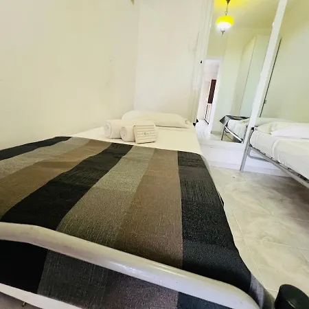 Orange - Apartment