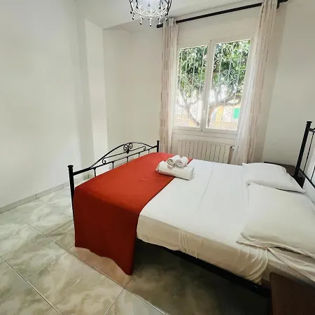 Orange - Apartment Sanremo