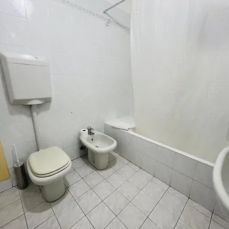 Apartment Orange -
