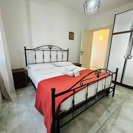 Orange - Apartment
