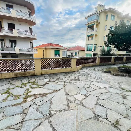 Orange - Apartment *